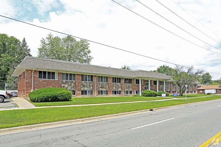 Primary Photo Of 28475 Greenfield Rd, Southfield Office For Lease