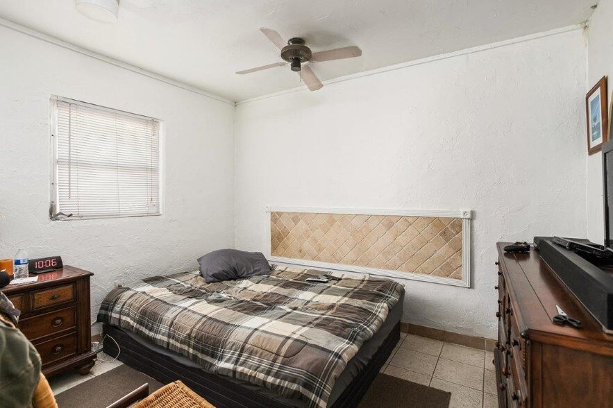More Photos Of 3100 Areca Ave, Naples Apartments For Sale