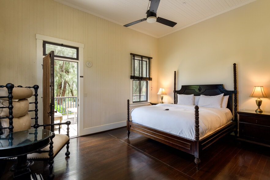 More Photos Of 1813 Baldwin Ave, Makawao Hotel For Sale