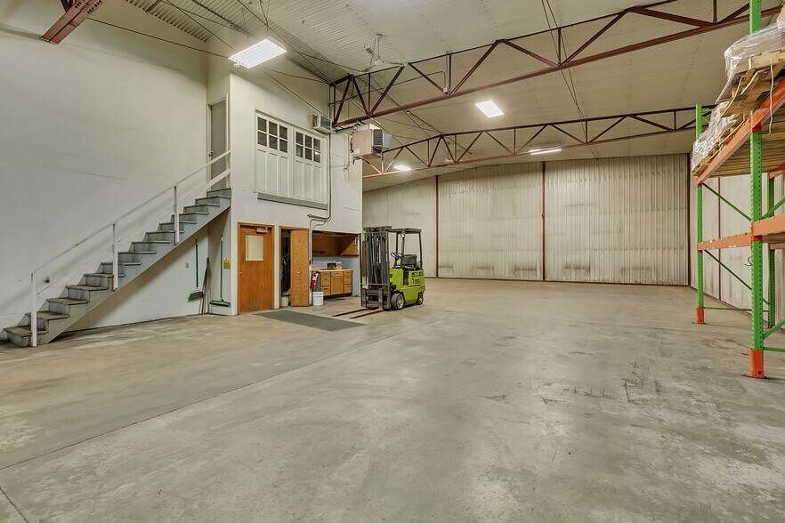 More Photos Of 15615 Highway 27, Little Falls Refrigeration Cold Storage For Lease