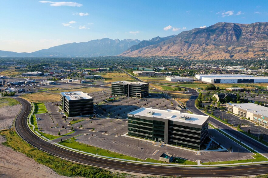 More Photos Of 1333 S Valley Grove Way, Pleasant Grove Office For Lease