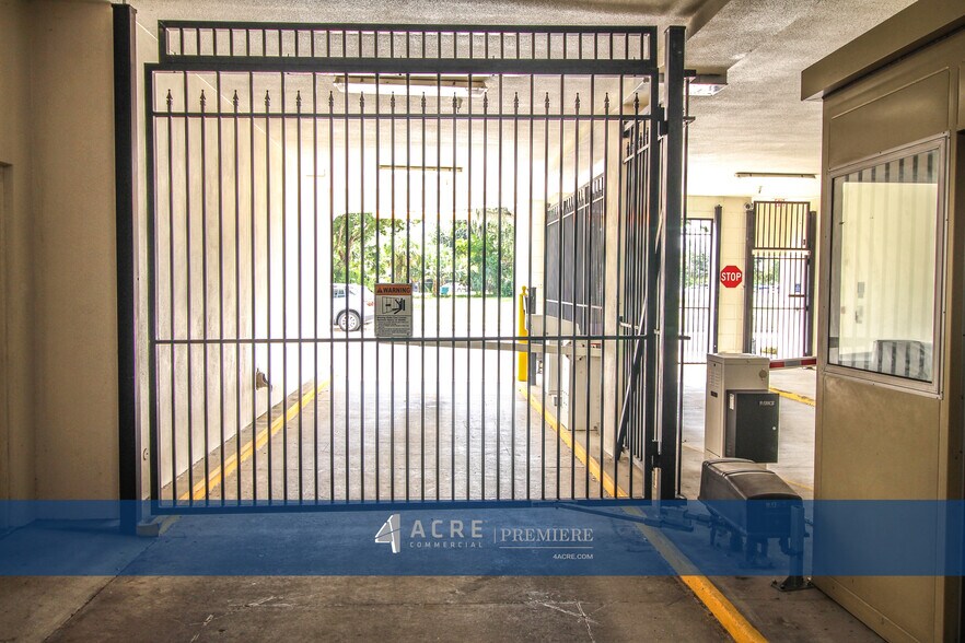 More Photos Of 99-141 S New York Ave, Winter Park Apartments For Sale