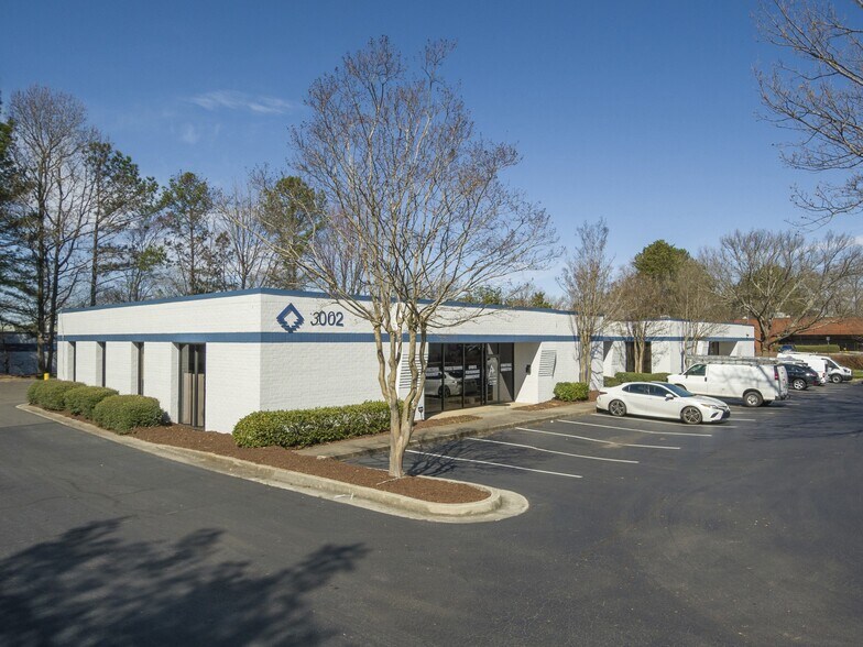 More Photos Of 3002 Kingston Ct SE, Marietta Light Distribution For Lease