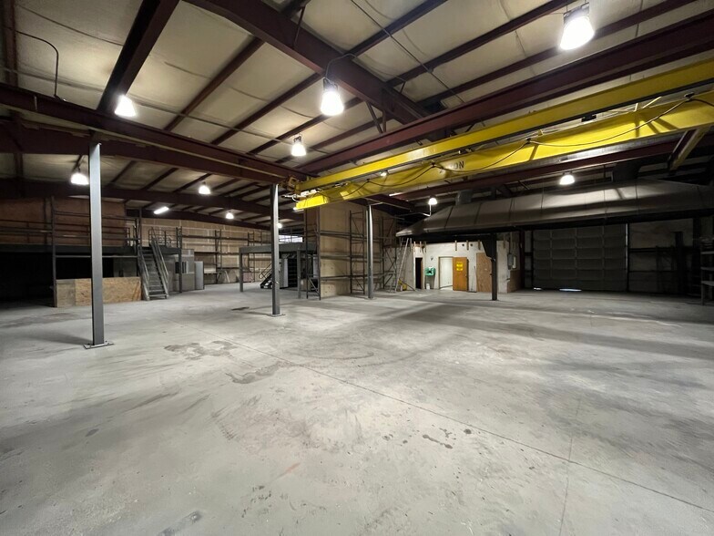 More Photos Of 5625 48th Dr NE, Marysville Manufacturing For Lease