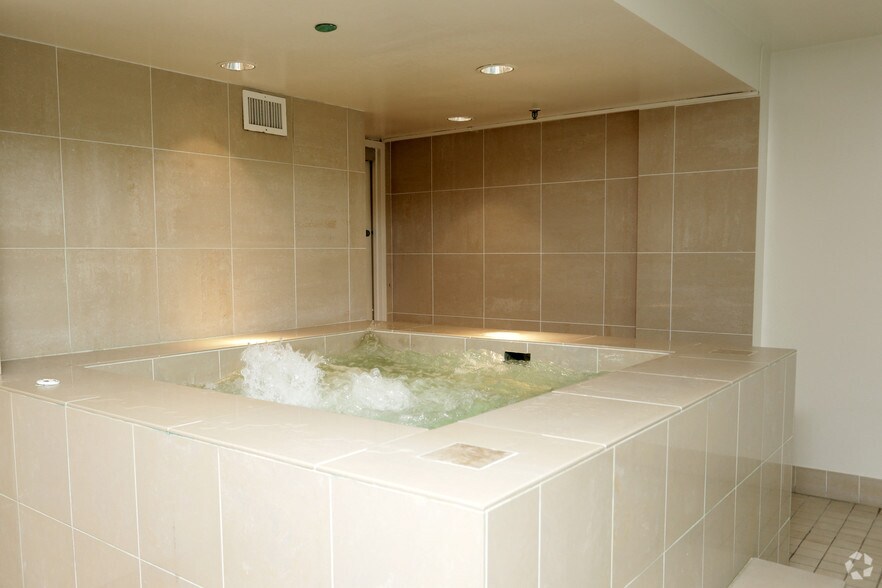 More Photos Of 425 8th St NW, Washington Apartments For Lease