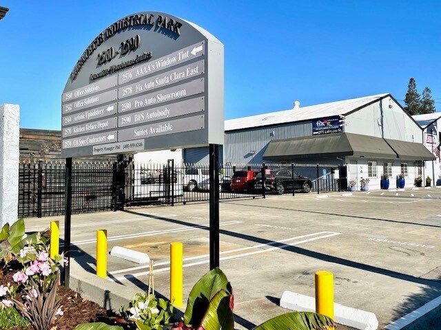 More Photos Of 2560-2590 Lafayette St, Santa Clara Warehouse For Lease