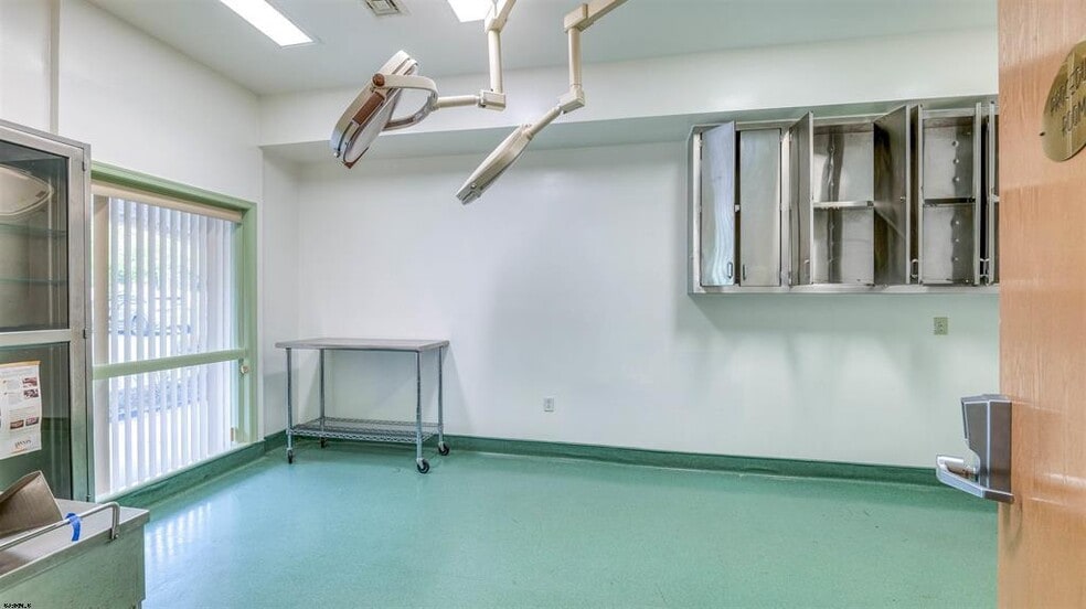 More Photos Of 301-305 Central Ave, Egg Harbor Township Medical For Lease
