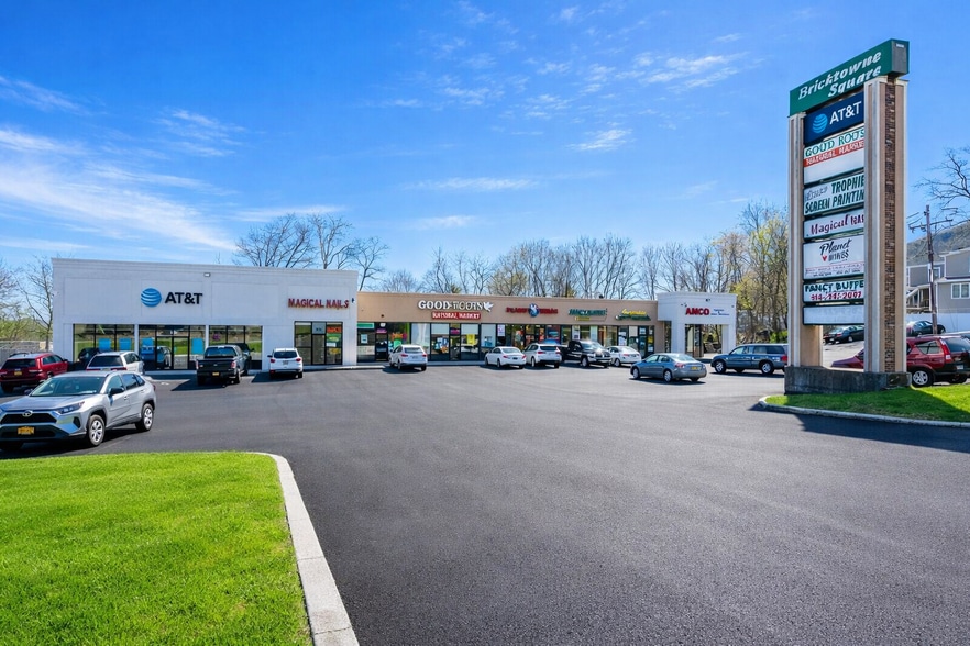More Photos Of 236-246 Route 9W, Haverstraw Unknown For Lease
