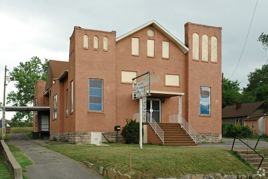 Primary Photo Of 120 Fain St, Nashville Religious Facility For Sale
