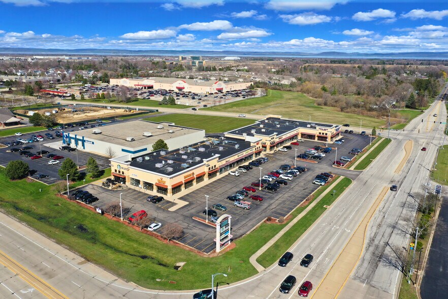 More Photos Of 3001-3061 N Perryville Rd, Rockford Unknown For Lease