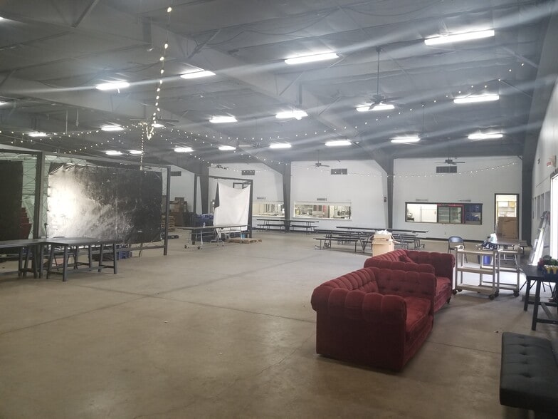 More Photos Of 6800 N Bryant Ave, Oklahoma City Religious Facility For Sale