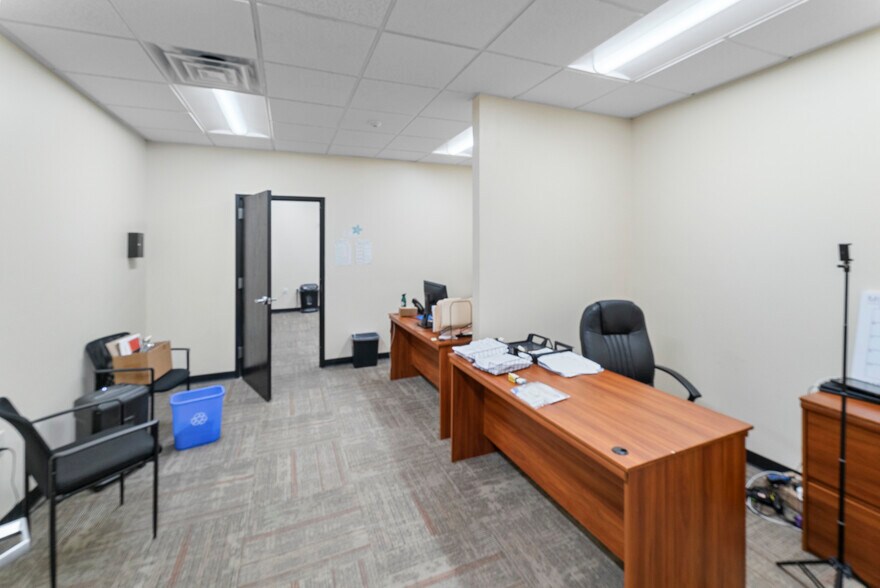 More Photos Of 175 W Railroad St, Pembroke Storefront For Lease