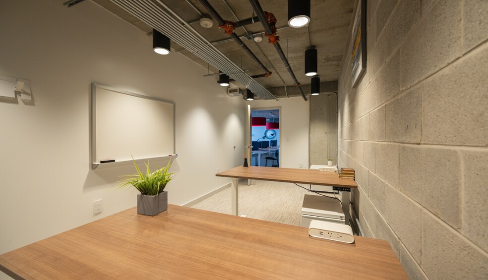 More Photos Of 800 19th Ave South, Nashville Coworking Space