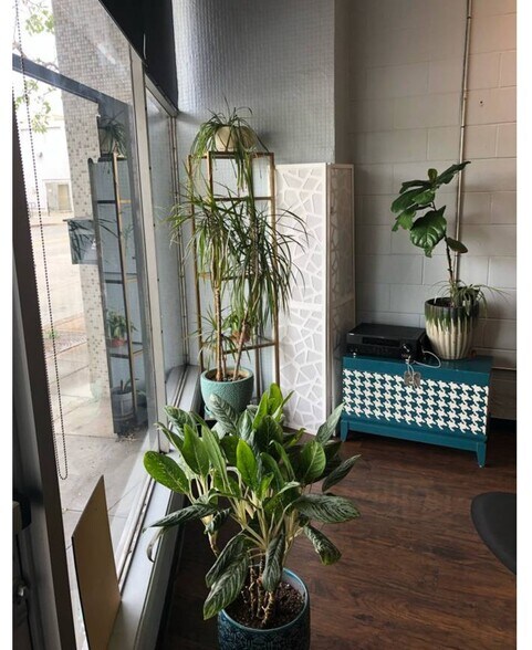 More Photos Of 4138-4144 Macarthur Blvd, Oakland Storefront For Lease