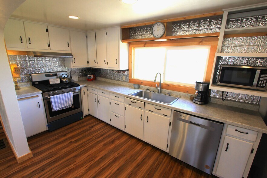 More Photos Of W7675 Moonshine Hill Rd, Wausaukee Contractor Storage Yard For Sale