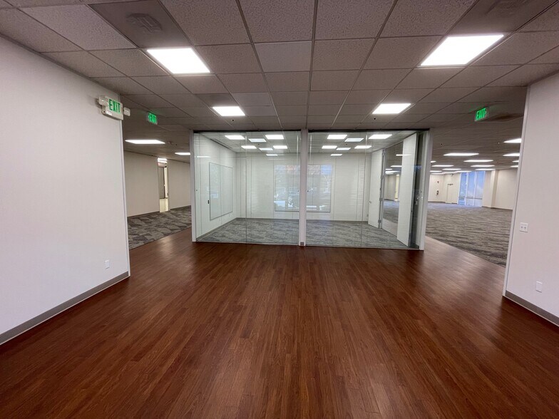 More Photos Of 635 Vaqueros Ave, Sunnyvale Flex For Sale