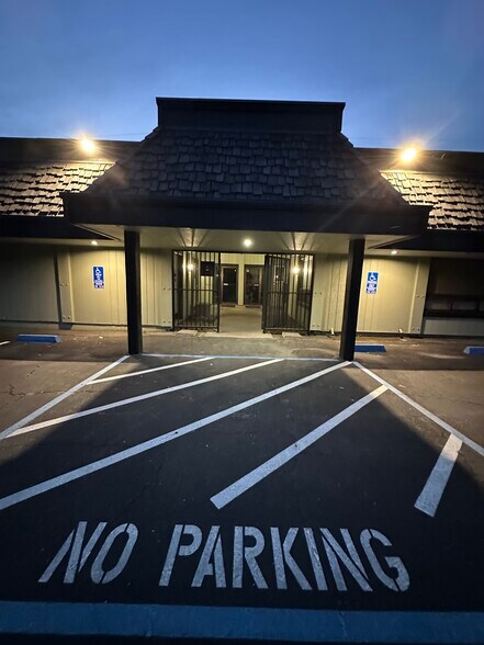 More Photos Of 2750 G St, Merced Office For Lease