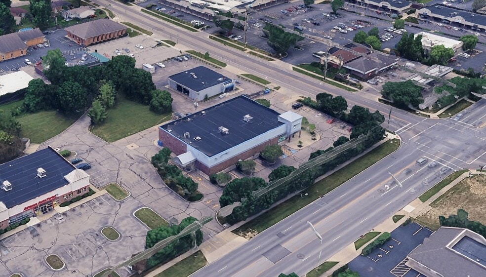 More Photos Of 1320 E Stroop Rd, Kettering Drugstore For Sale