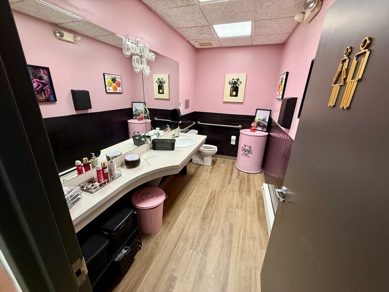 More Photos Of 104 J Campbell Collins Drive, Wilkes Barre Storefront Retail Office For Lease