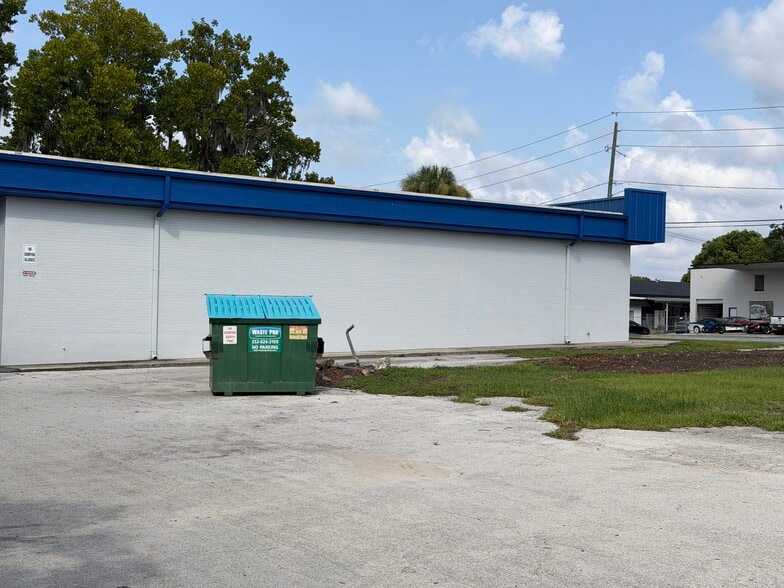 More Photos Of 5920 SE Hames Rd, Belleview Freestanding For Lease