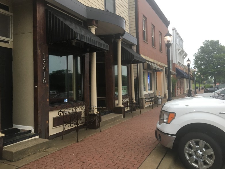 More Photos Of 13416 Santa Fe Trail Dr, Lenexa Storefront Retail Office For Lease