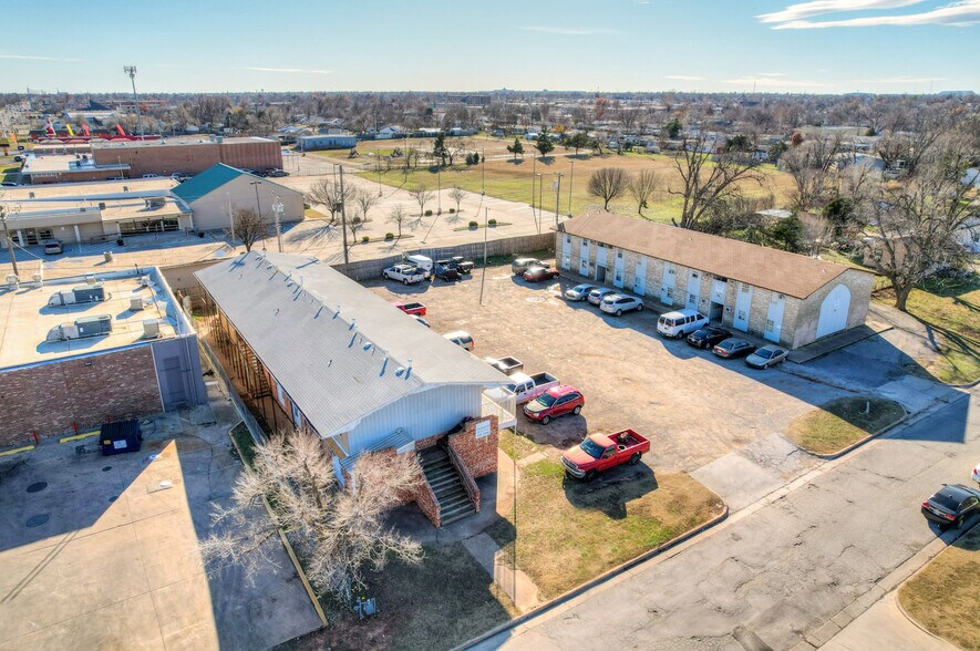 More Photos Of 2108 SW 51st St, Oklahoma City Apartments For Sale