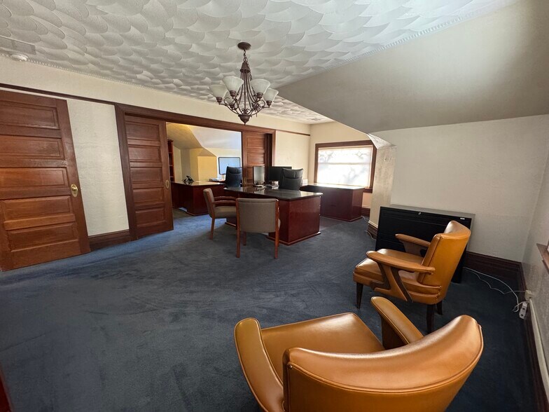 More Photos Of 510 W 4th St, Carson City Office For Lease