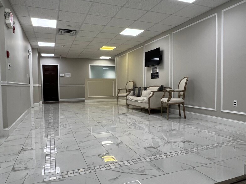 More Photos Of 90 N Broadway, Irvington Office For Lease