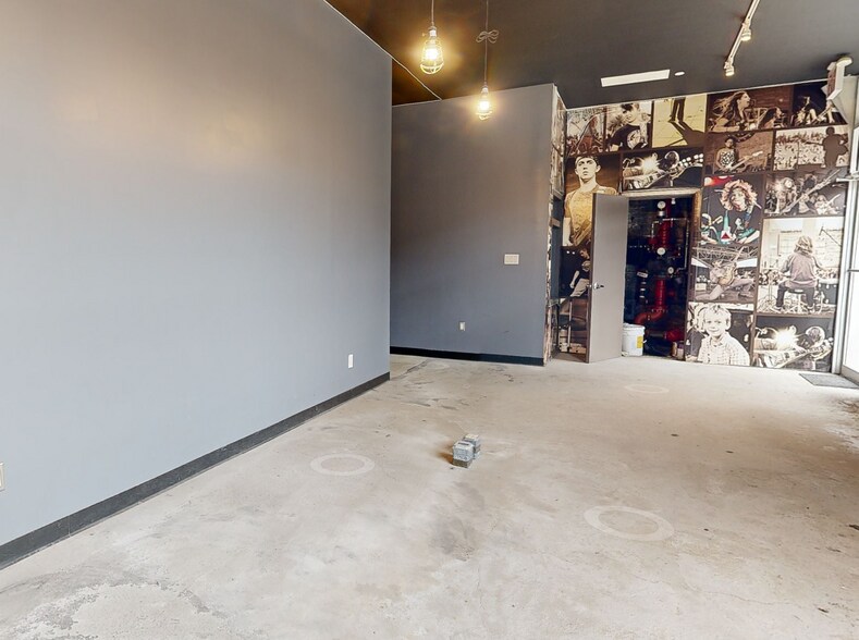 Primary Photo Of 327 Douglass St, Brooklyn Storefront For Lease