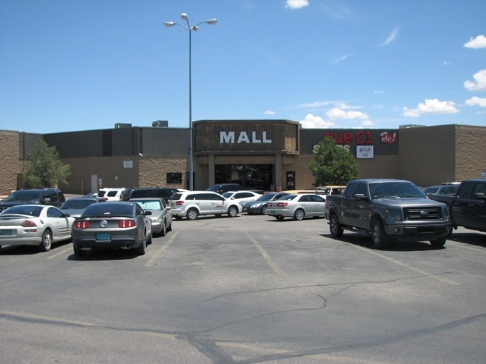 Primary Photo Of 2302 W Pierce St, Carlsbad General Retail For Lease