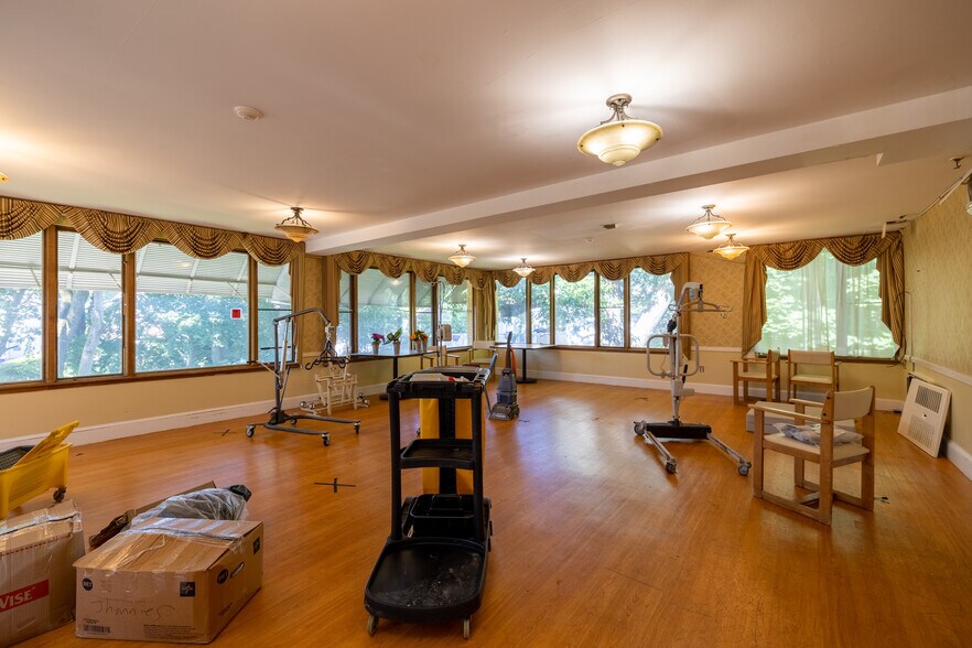 More Photos Of 113 Central Ave, Hyde Park Skilled Nursing Facility For Lease