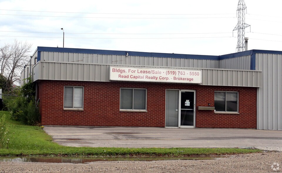 More Photos Of 45 Lewis Rd, Guelph Light Manufacturing For Sale