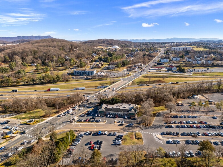 More Photos Of 1326 Hillside Ave, Harrisonburg Freestanding For Lease