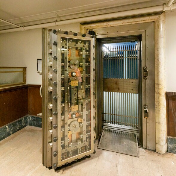 More Photos Of 343 E Main St, Stockton Office For Lease