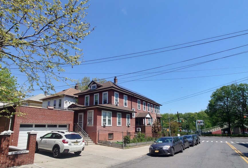 More Photos Of 3149 Buhre Ave, Bronx Land For Sale