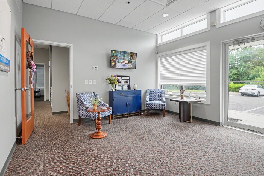 More Photos Of 1600 Horizon Dr, Chalfont Office For Sale
