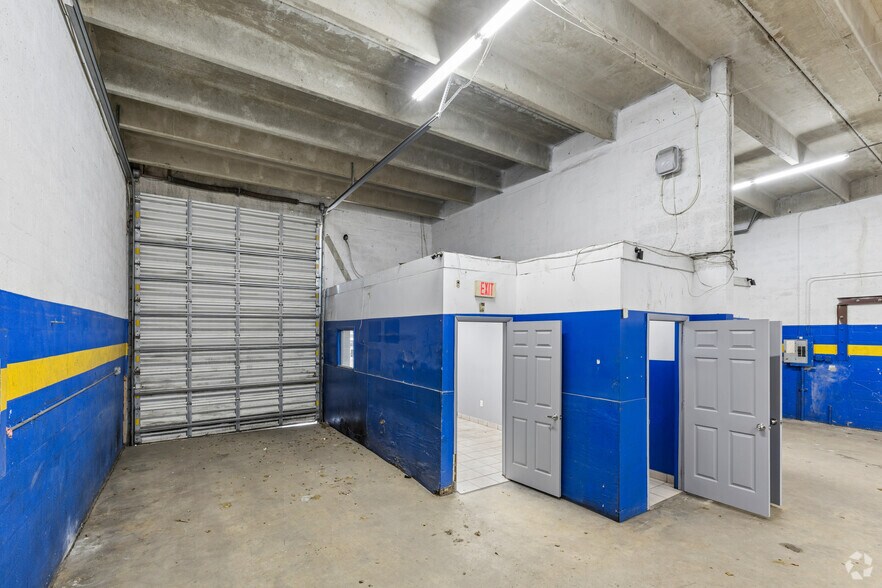 More Photos Of 3820 NW 135th St, Opa-locka Warehouse For Lease