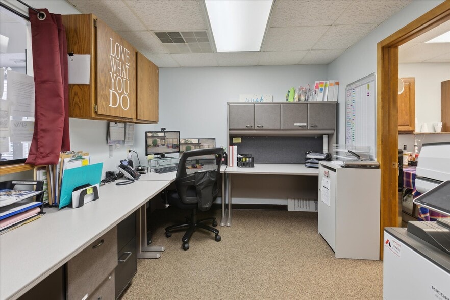 More Photos Of 615 S Euclid Ave, Bay City Medical For Sale