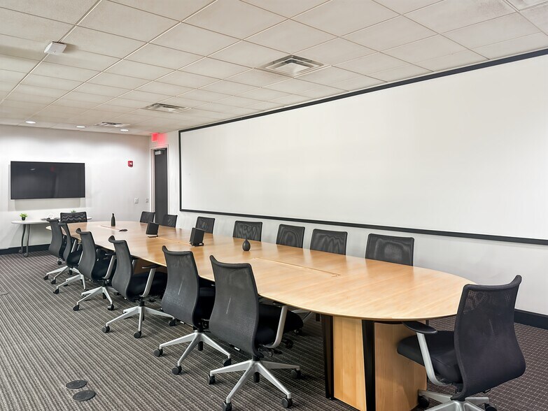 More Photos Of 823 Broad St, Augusta Coworking Space