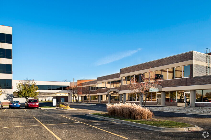 More Photos Of 258 Corporate Dr, Madison Office For Lease