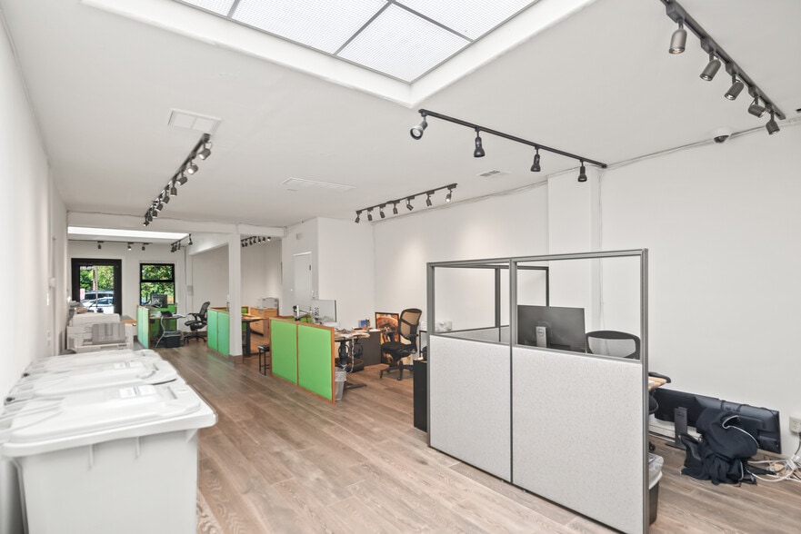 More Photos Of 401 1st St, Los Altos Medical For Sale