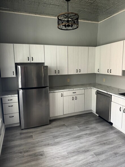 More Photos Of 1018 N Superior St, Toledo Apartments For Sale