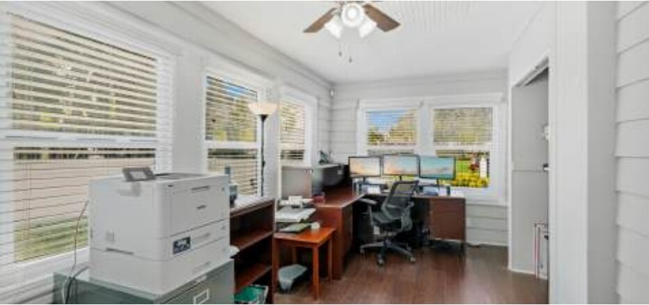 More Photos Of 1322 3rd Ave W, Bradenton Office Residential For Sale