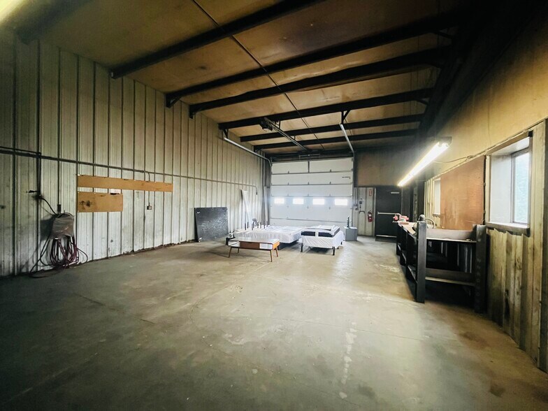 More Photos Of 920 Birch St, Norfolk Service For Sale