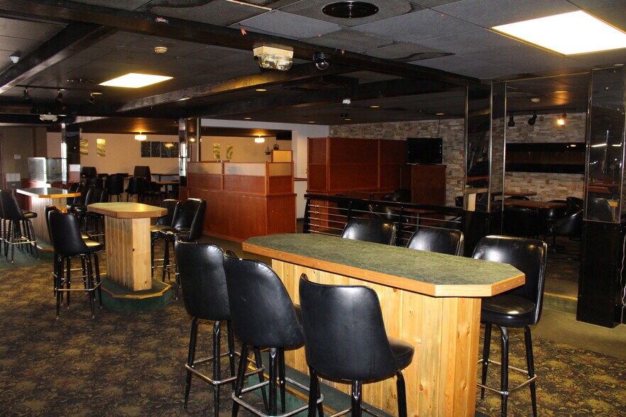 More Photos Of 616 10th Ave S, Great Falls Restaurant For Sale