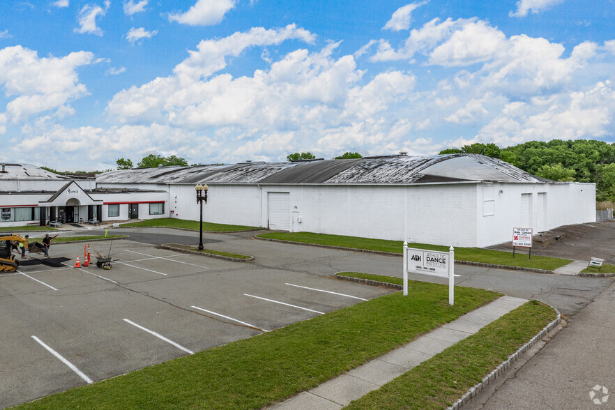 Primary Photo Of 126-130 Ford Ave, Milltown Industrial For Sale