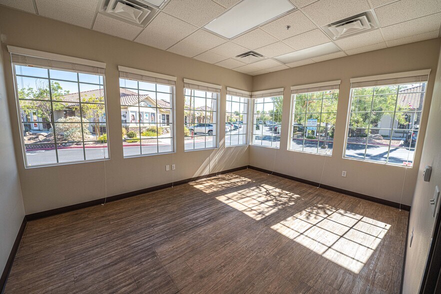 More Photos Of 7375 S Pecos Rd, Las Vegas Office For Lease