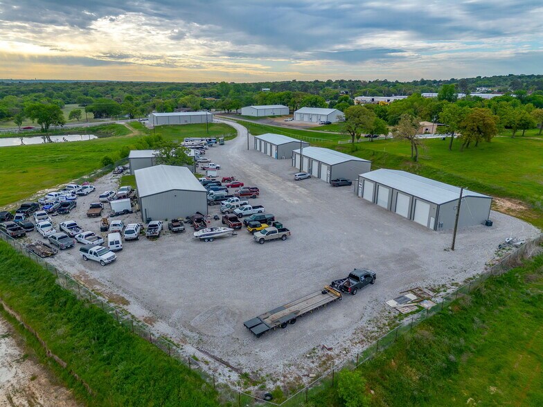 More Photos Of 14151 FM 730 N, Azle Warehouse For Sale