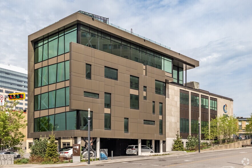 More Photos Of 120 St Portage, Gatineau Office For Sale