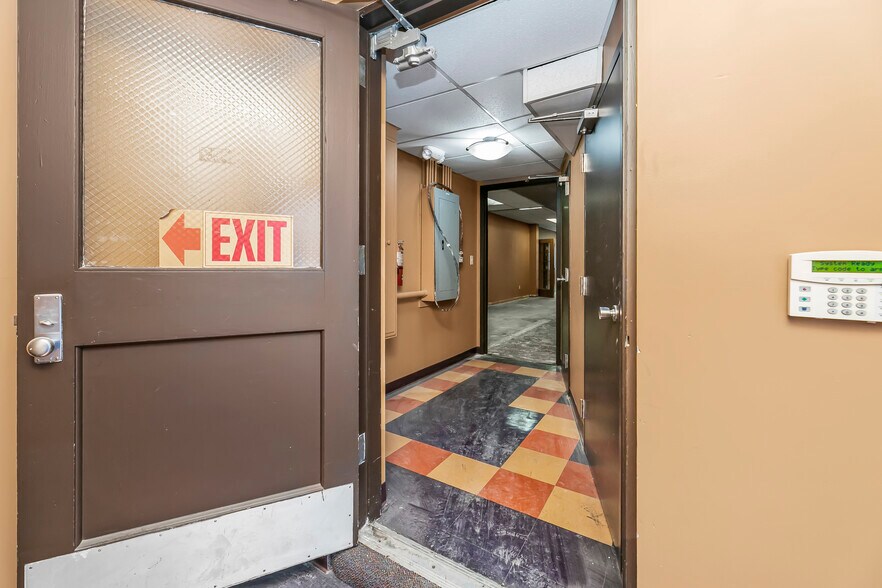 More Photos Of 1320 1st Ave N, Fargo Loft Creative Space For Sale